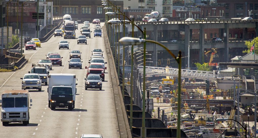 The Alaskan Way Viaduct closed temporarily in April 2016 as a precaution while Bertha dug underneath the roadway’s foundations. (Mike Siegel / The Seattle Times)