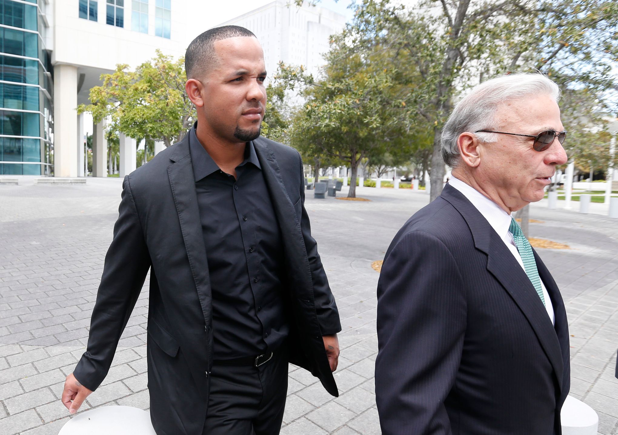 Jose Abreu ate part of his fake passport to enter U.S. - Sports Illustrated