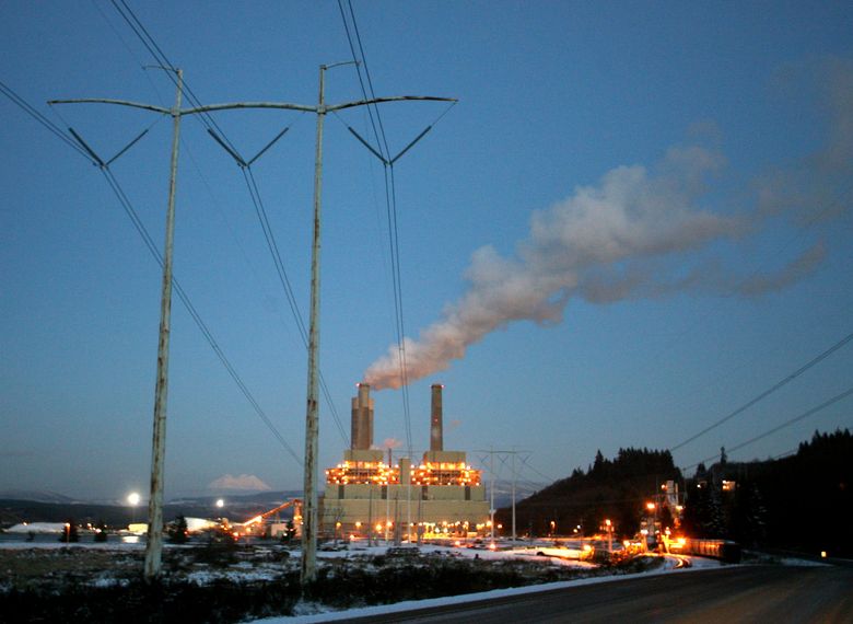 The two-phase shutdown of the TransAlta coal plant near Centralia is scheduled to be completed by 2025.  (Steve Ringman/The Seattle Times)