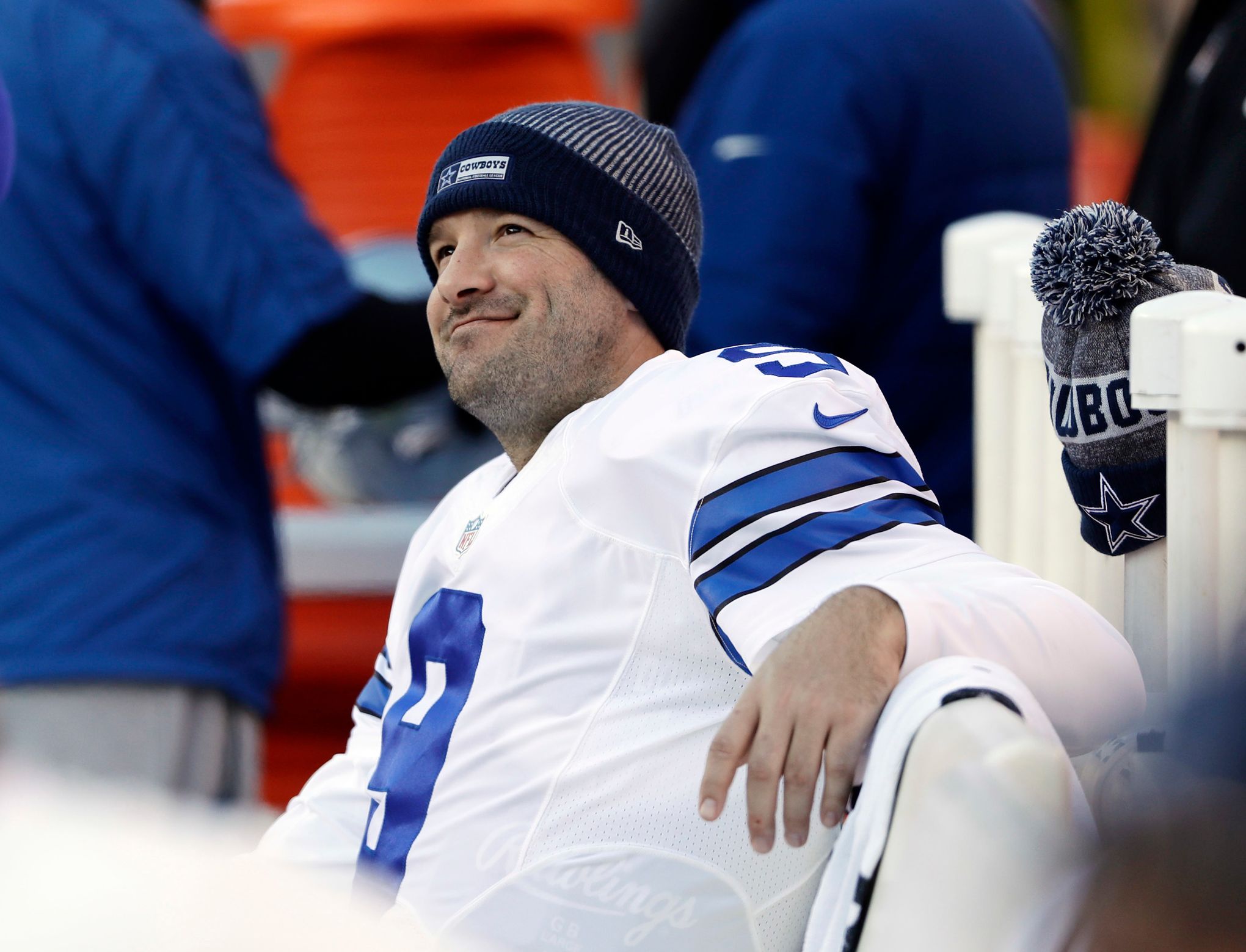 Cowboys' Tony Romo Is Likely to Miss Two Months - The New York Times