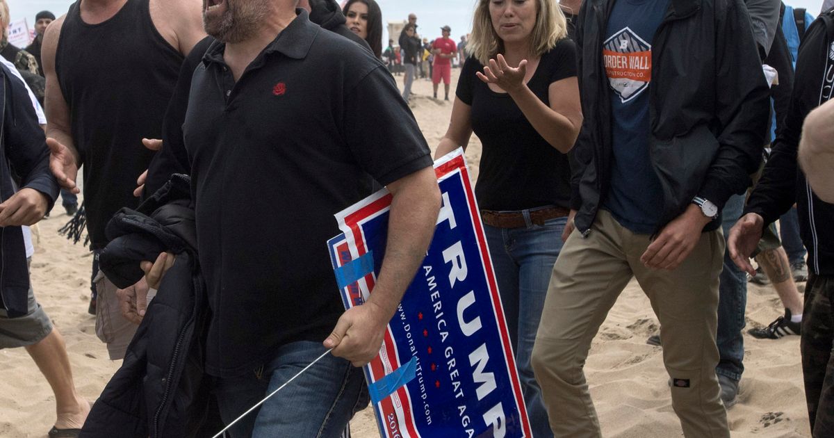 Trump Rally California Stranded Arrests after scuffle breaks out at California Trump rally | The ...