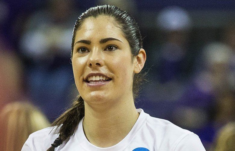 UW women’s Kelsey Plum wins Wooden Award | The Seattle Times