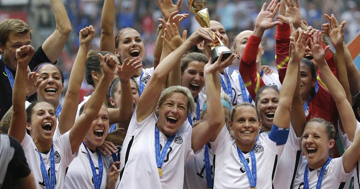 Goal reached: US women’s soccer team gets new contract | The Seattle Times