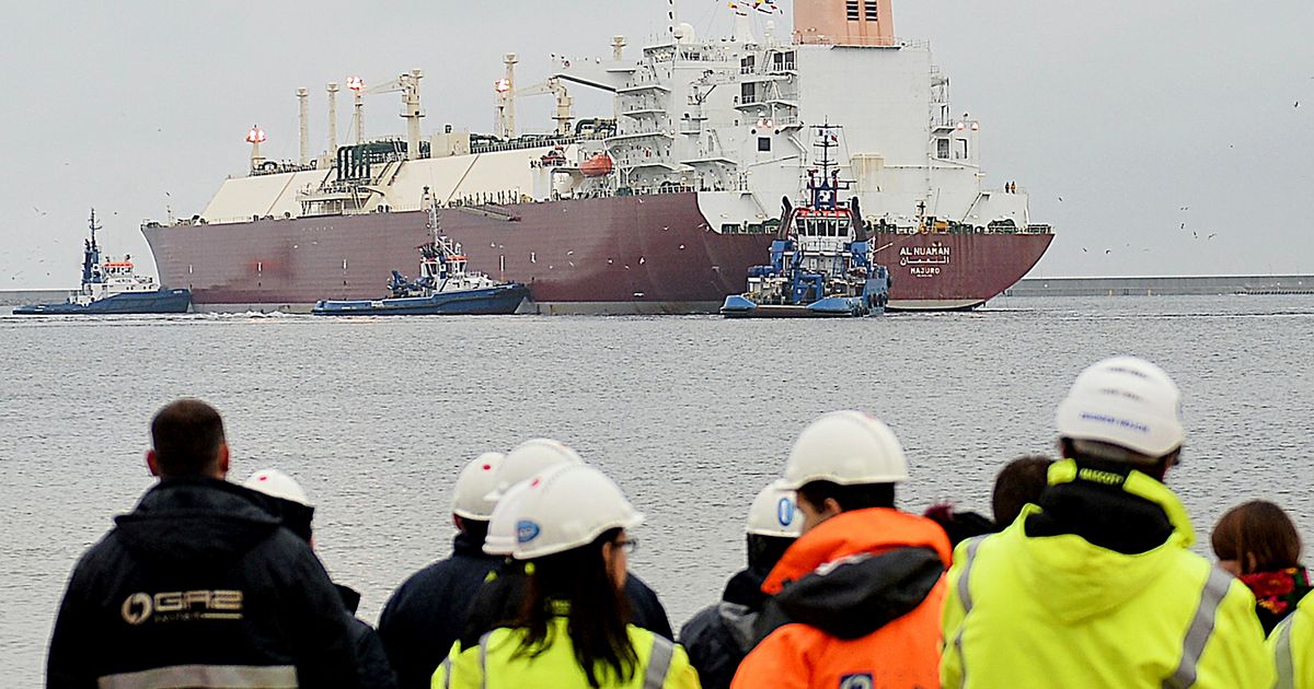 Poland signs first deal to buy natural gas from US supplier The