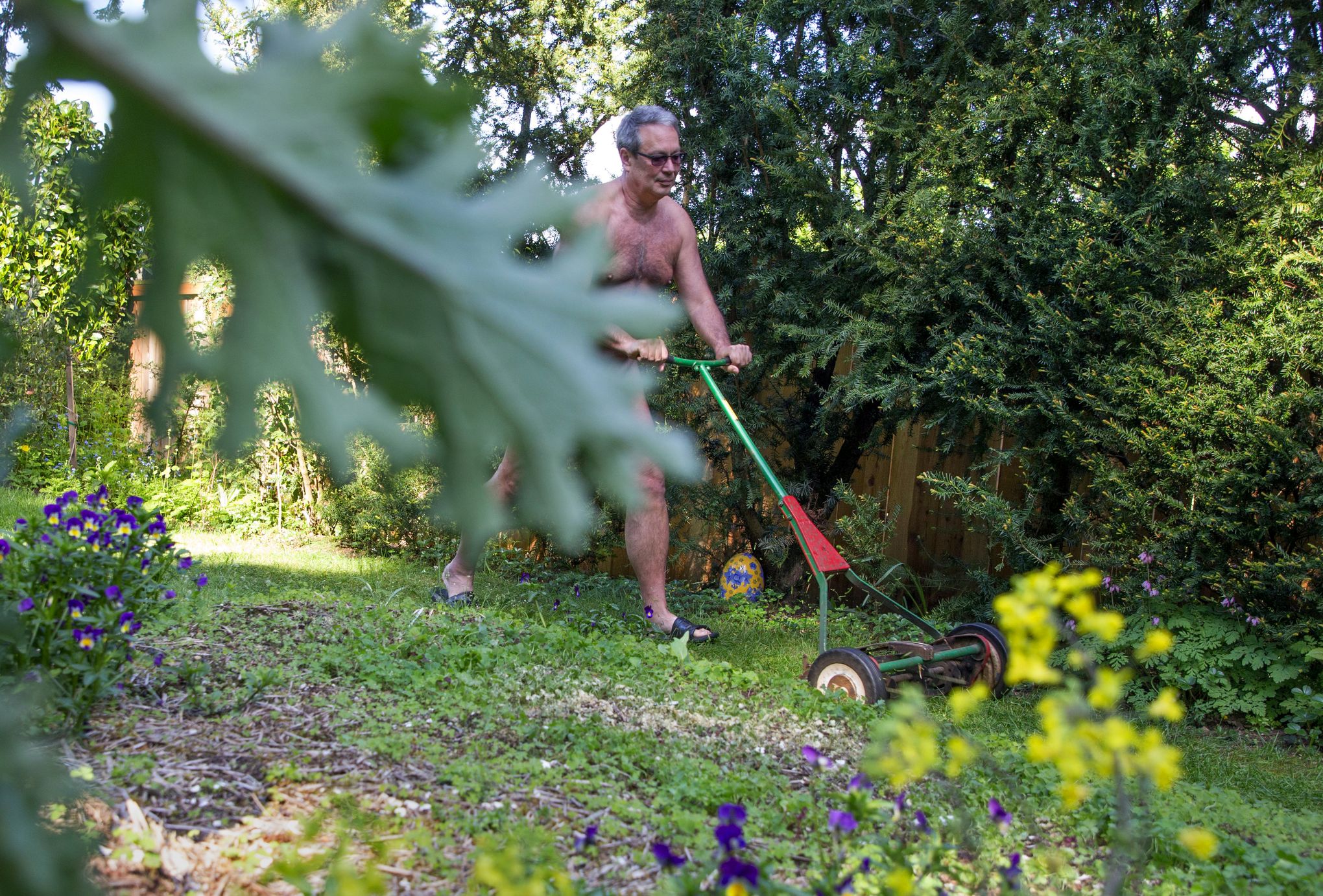 World Naked Gardening Day: It all started in Seattle | The Seattle Times