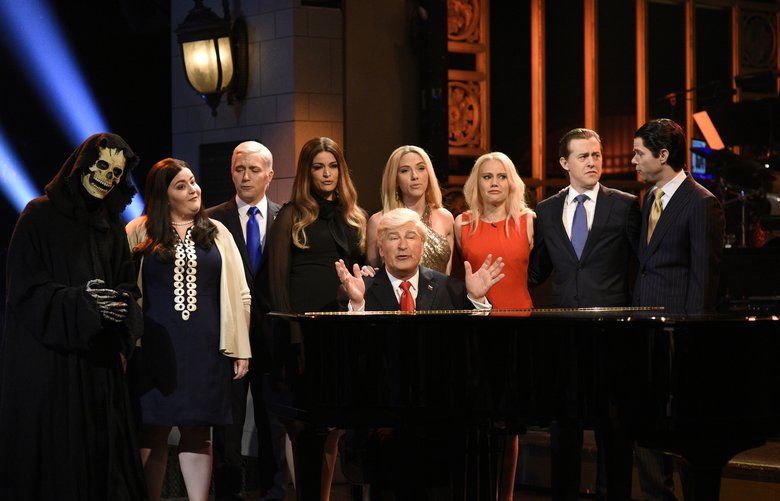 Watch Alec Baldwin Sings ‘hallelujah As Trump Dwayne Johnson Announces Presidential Bid On 