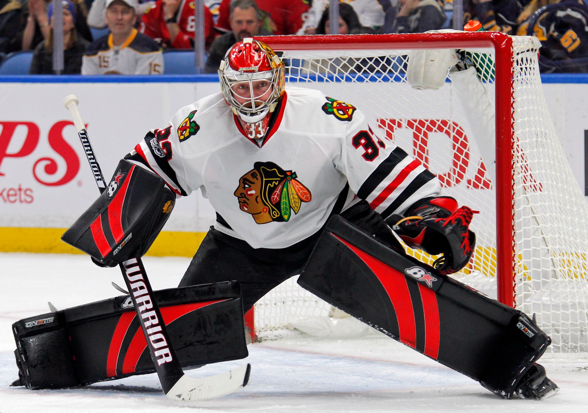 Vegas trades Fleury to Chicago as goalie carousel spins