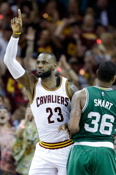 LeBron locked in for Game 4 after being locked out in Game 3 | The ...