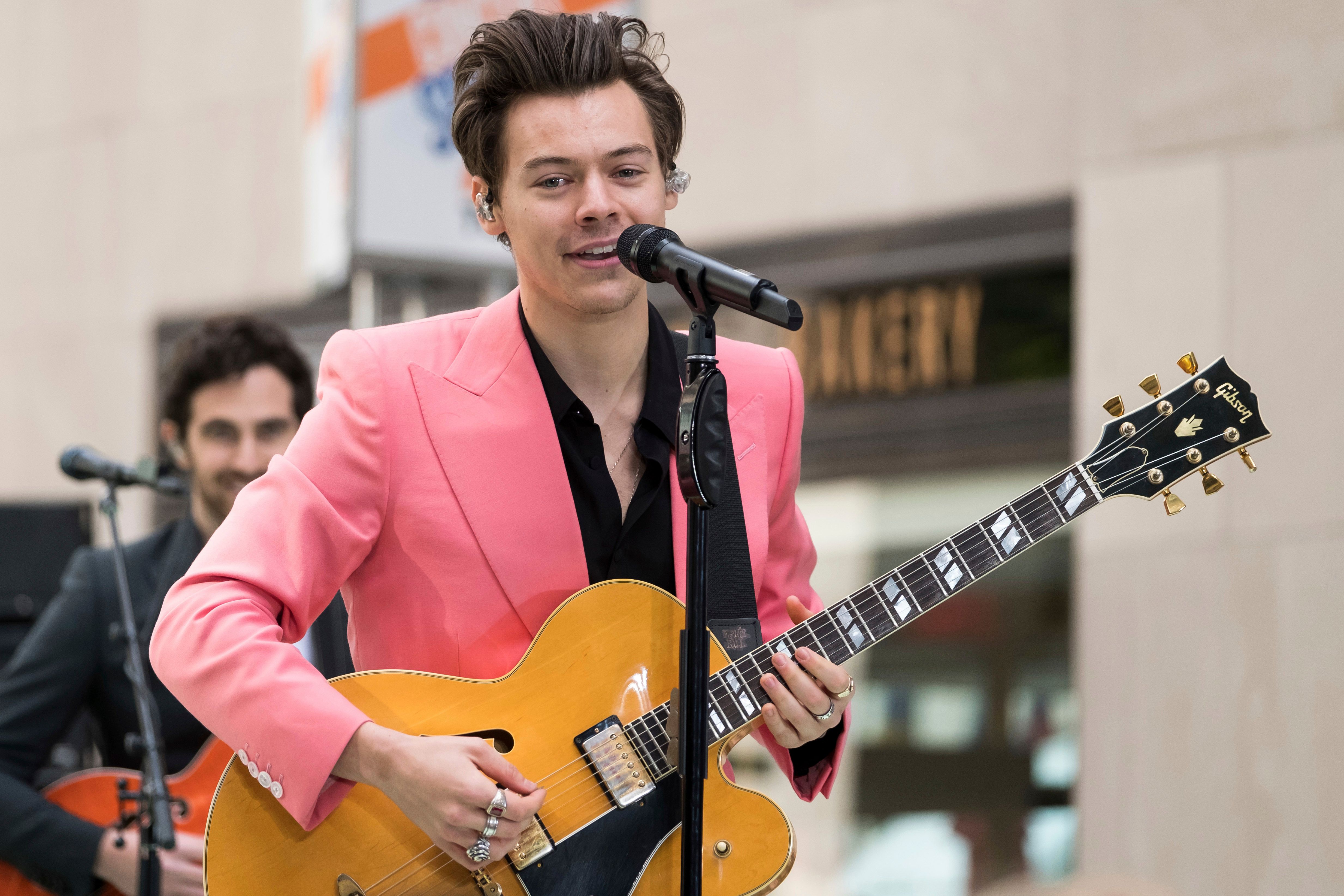 Harry Styles coming to Seattle's KeyArena | The Seattle Times