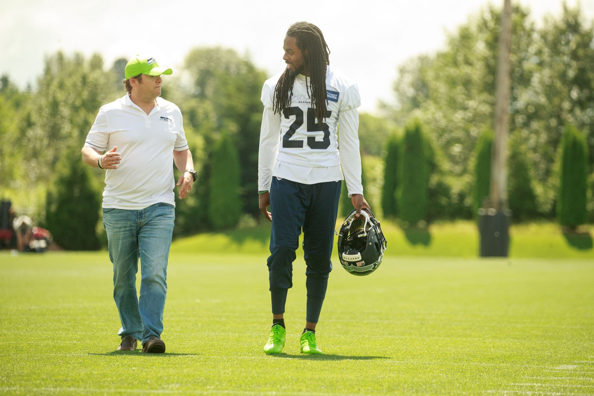 Seahawks coach Pete Carroll says 'I don't care' about SI.com story alleging  locker room rift