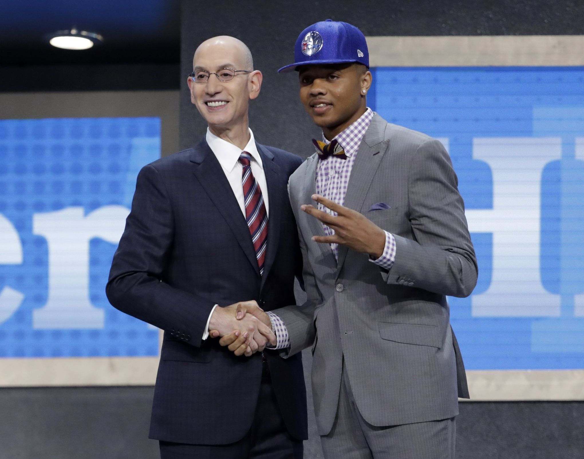 Philadelphia 76ers take Markelle Fultz with No. 1 pick in NBA