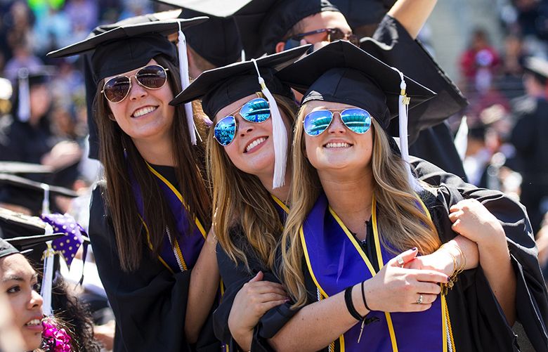 University of Washington students celebrate graduation day The