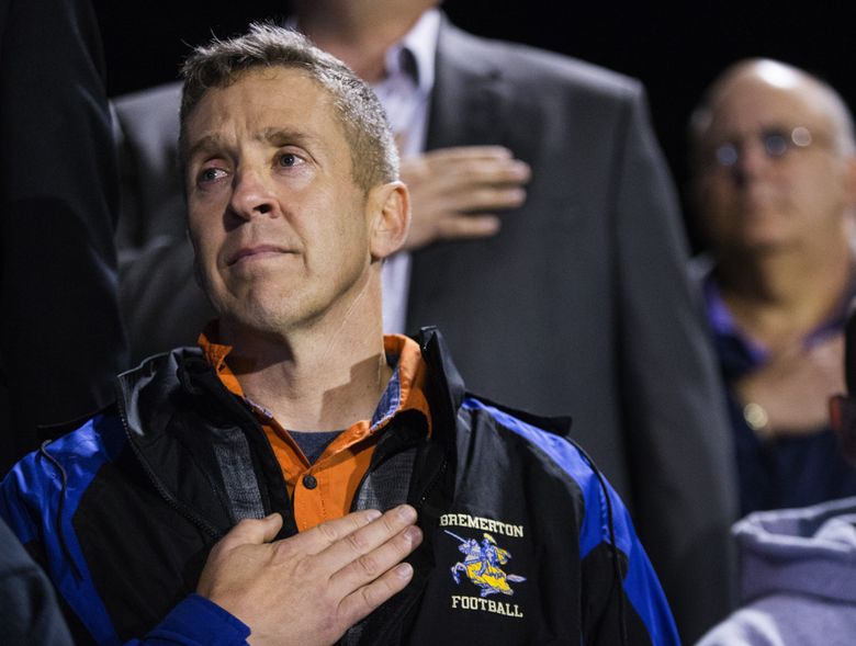 Appeals court weighs former Bremerton coach's case over prayer | The  Seattle Times