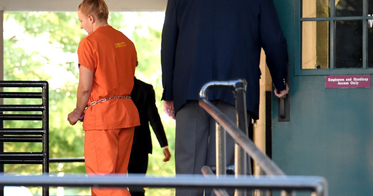 No bond for woman accused of leaking top-secret documents | The Seattle ...