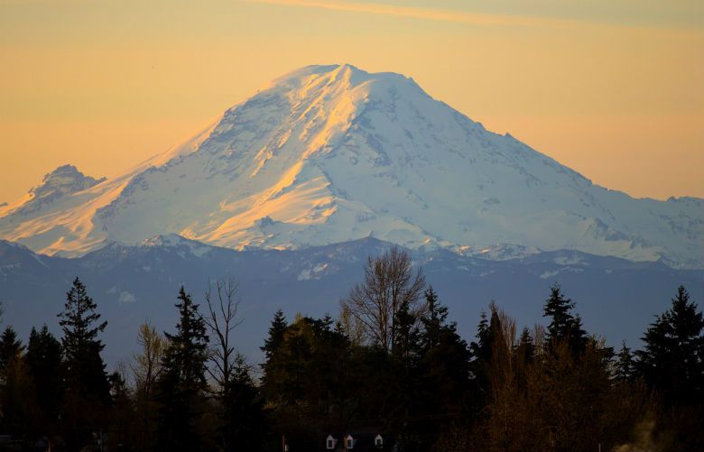 How to climb Mt. Rainier: Guides, fees, permits, routes and more | The ...