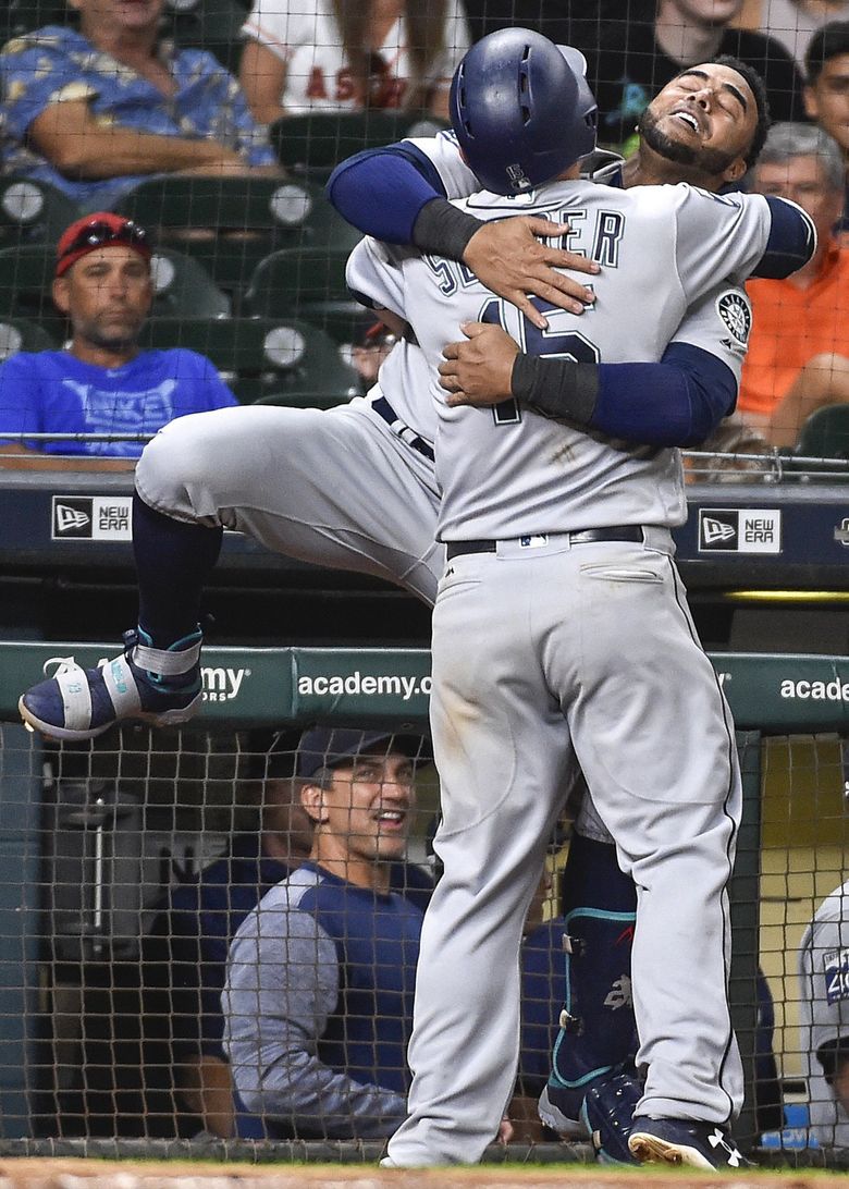 Jean Segura has INCREDIBLE night! Has go-ahead hit, makes two