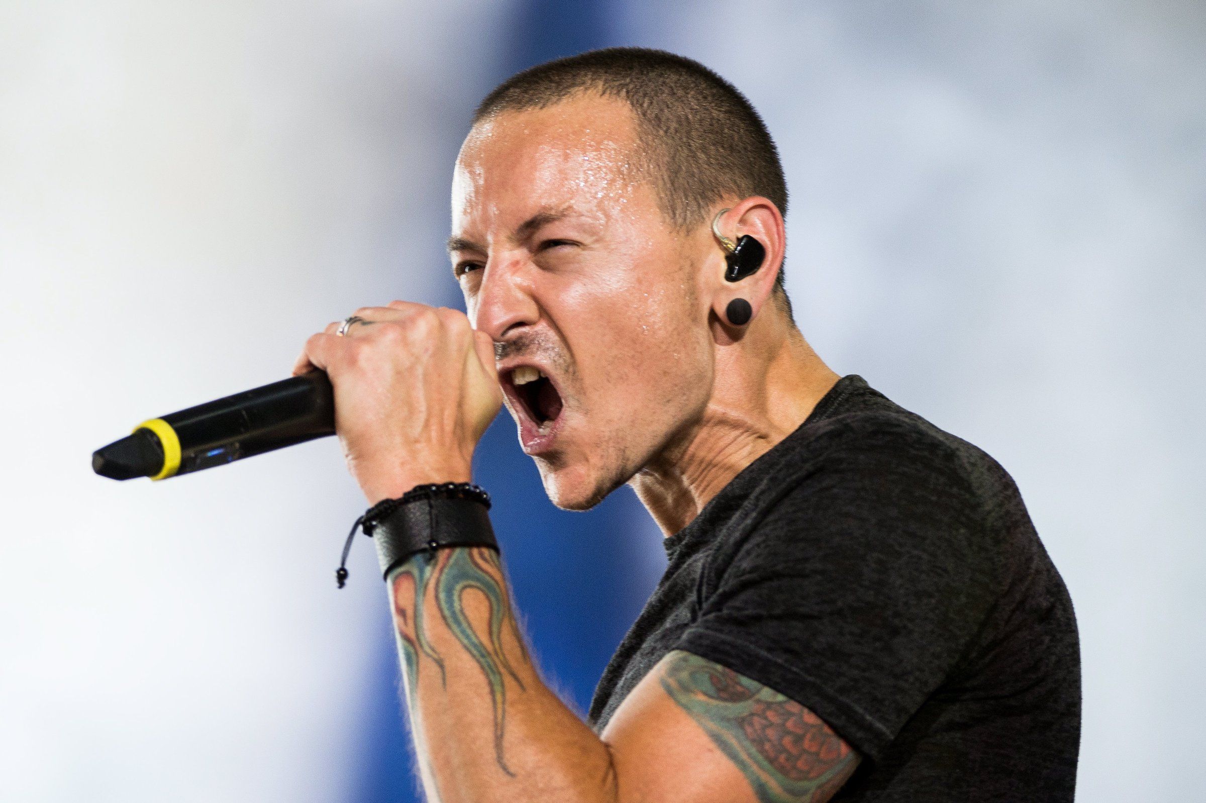 Linkin Park Frontman Chester Bennington Dies In L.A. At 41 | The ...