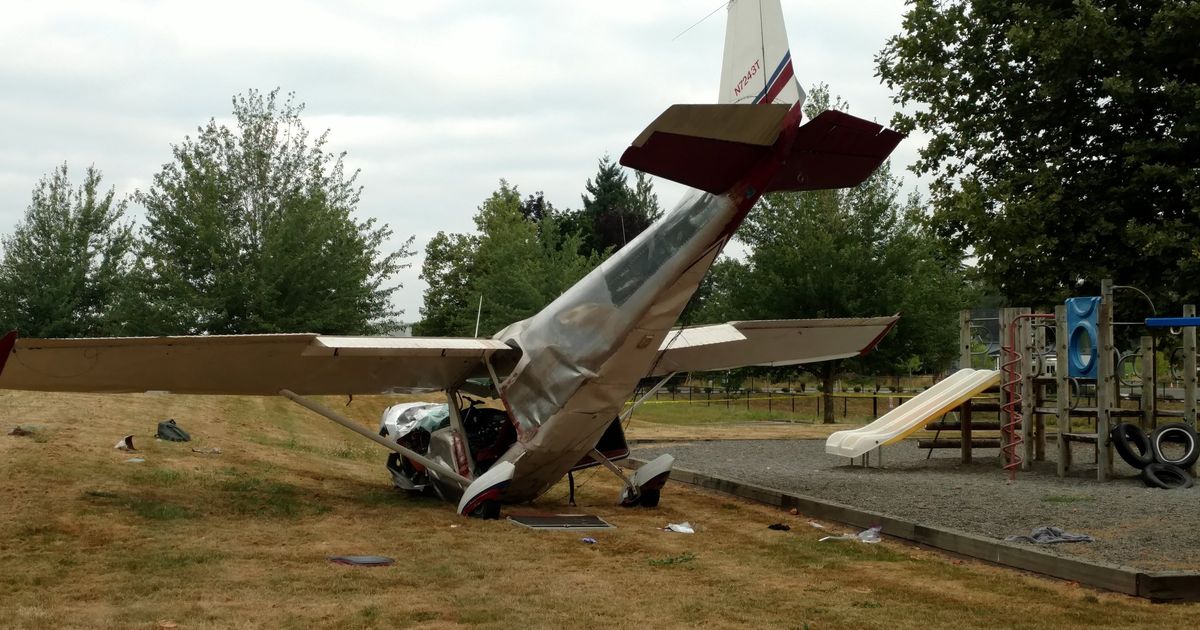 Small plane crash near Enumclaw Airport sends 3 to hospital The
