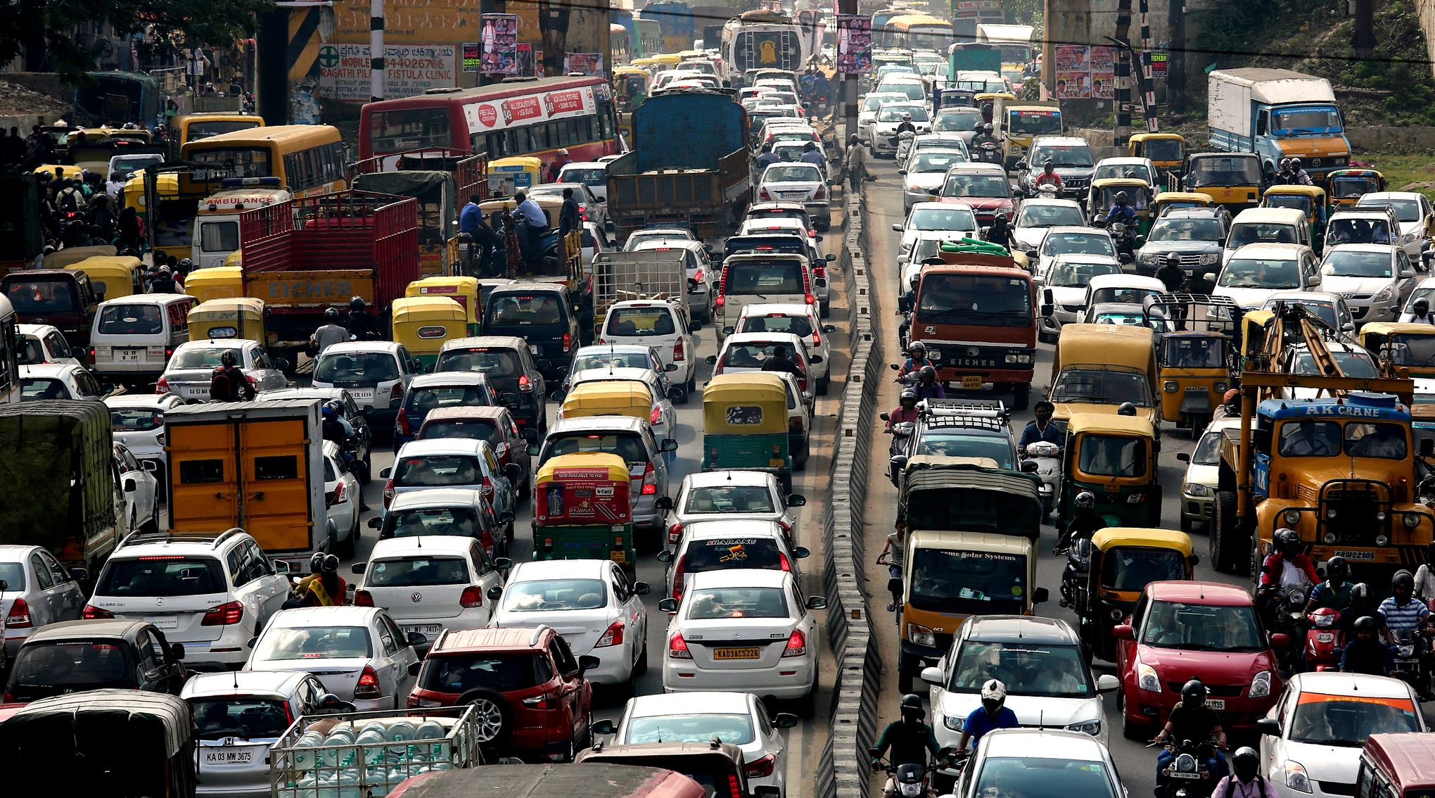 Tech rivals put their heads together to try to solve Indian city's infamous  traffic congestion | The Seattle Times