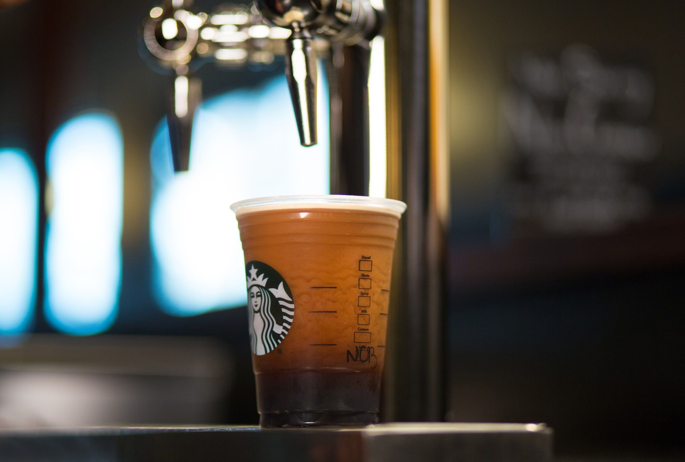 Nitro deals brew starbucks