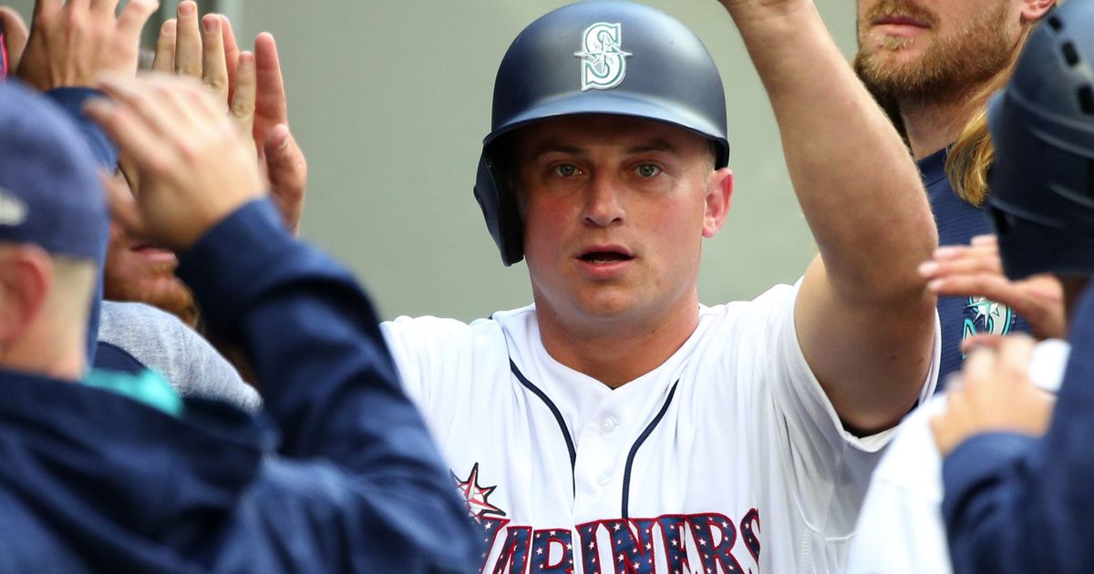 mariners 4th of july hat giveaway