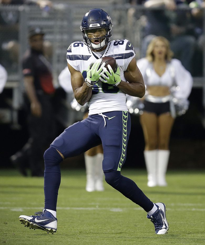 Seahawks add veteran defensive back K'Von Wallace, tackle