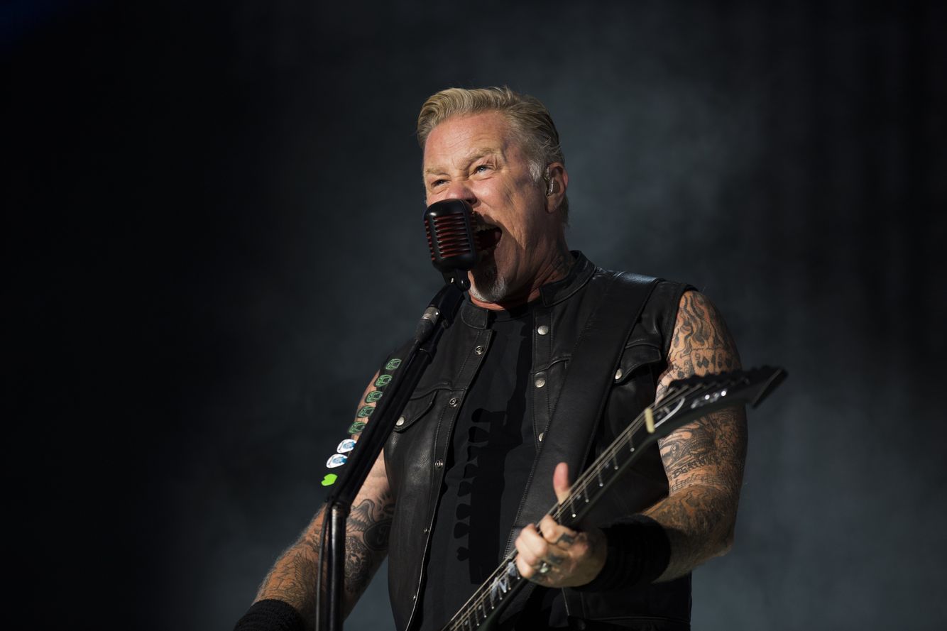 Metallica shakes CenturyLink Field with first Seattle show in nine ...