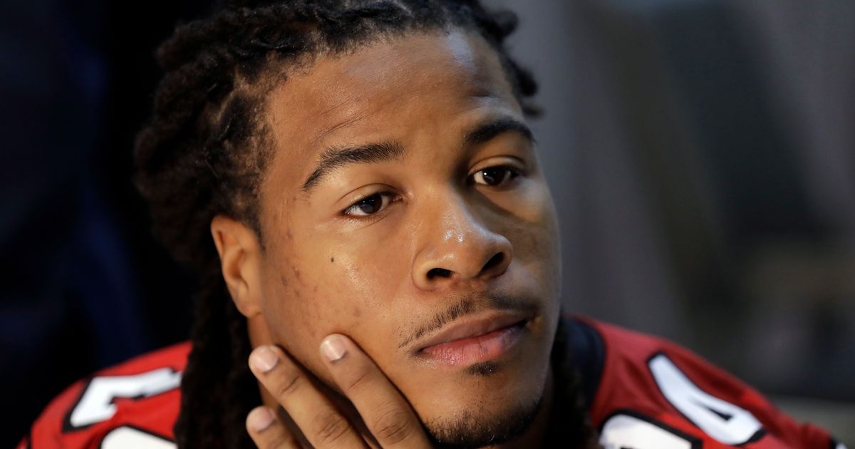 Falcons hope Devonta Freeman can make it back from hernia surgery