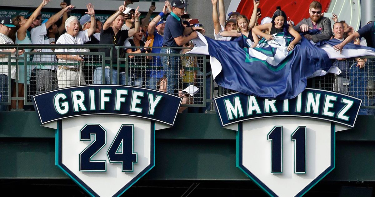 Seattle superfan gives it her all to get Edgar Martinez into the