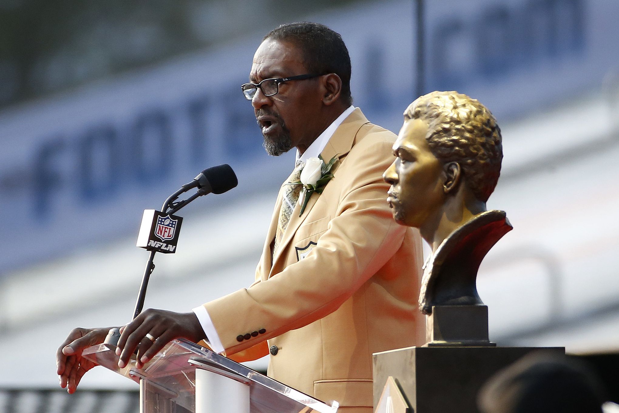 Pro Football Hall of Fame induction: How to watch, speech order