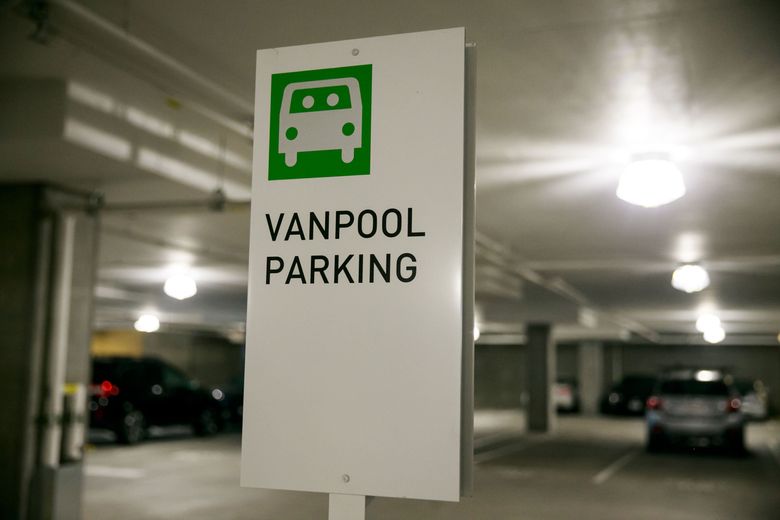 Drivers can benefit from 'little-known' car parking hack by pressing one  button