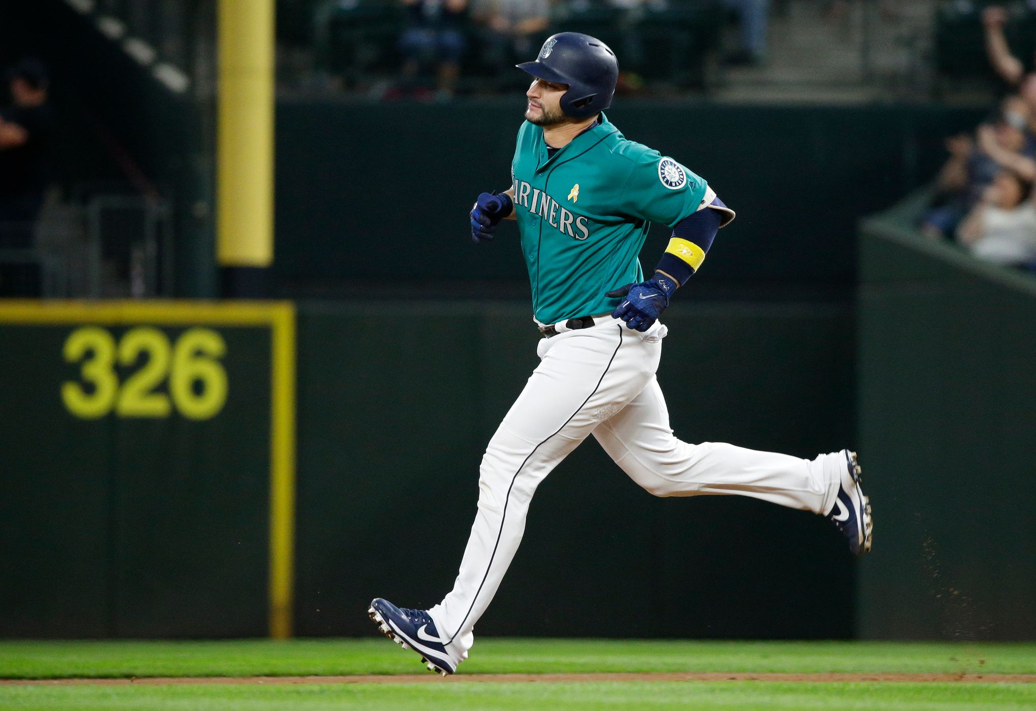 Mike Zunino hopes to be back behind the plate for the Mariners on Saturday