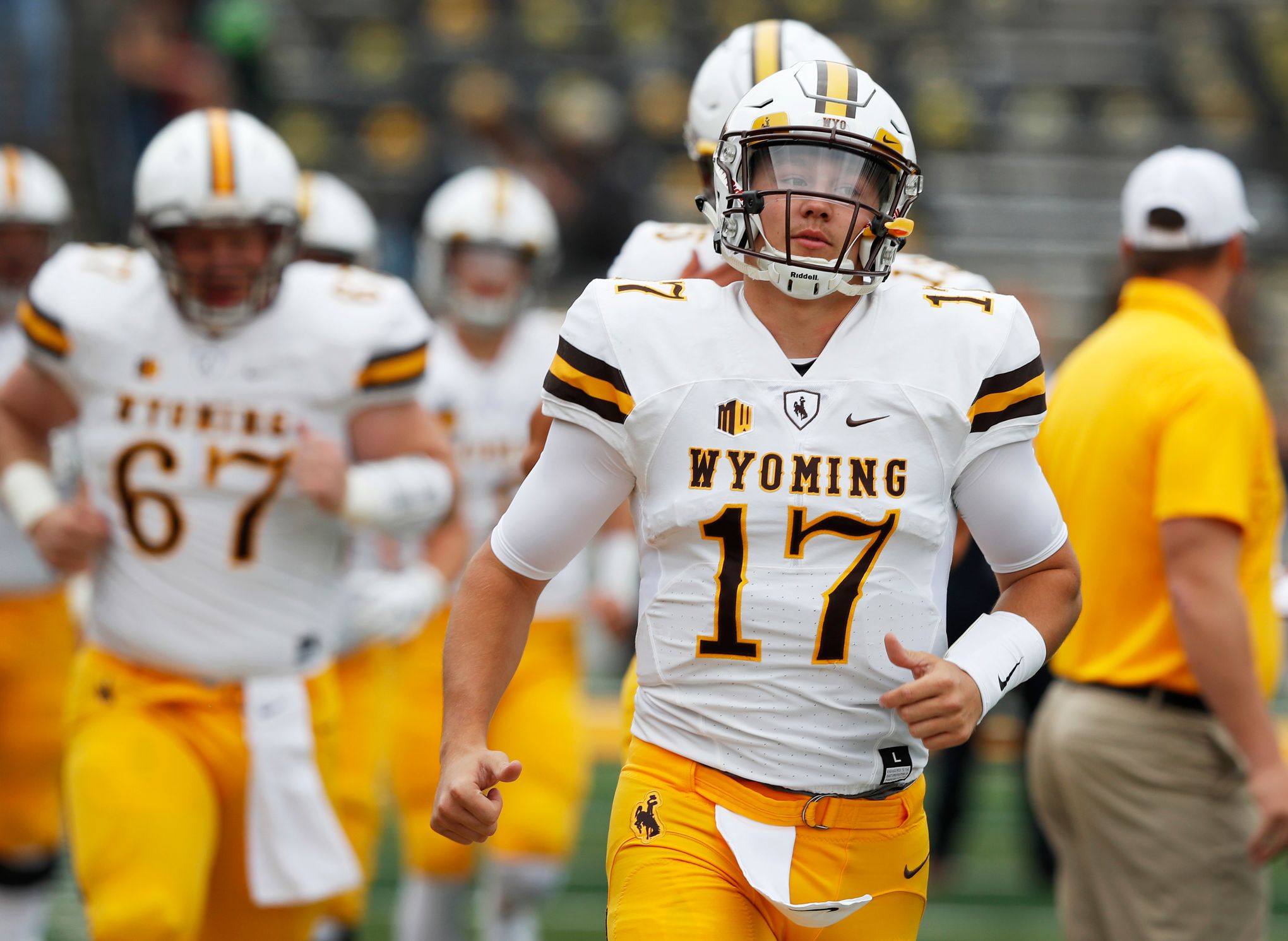 Josh Allen's five best plays in a Wyoming uniform