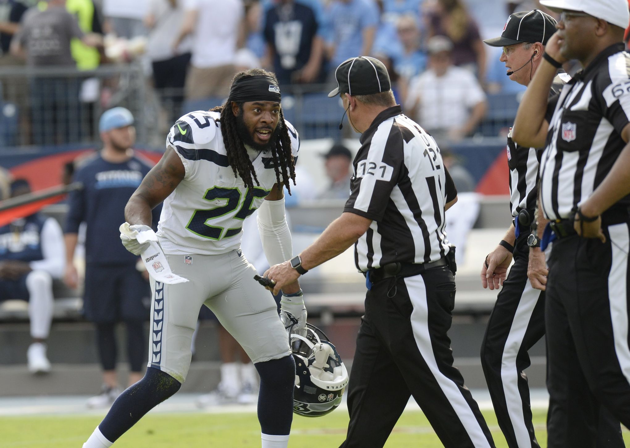 Seahawks on a roll despite Richard Sherman's tirade