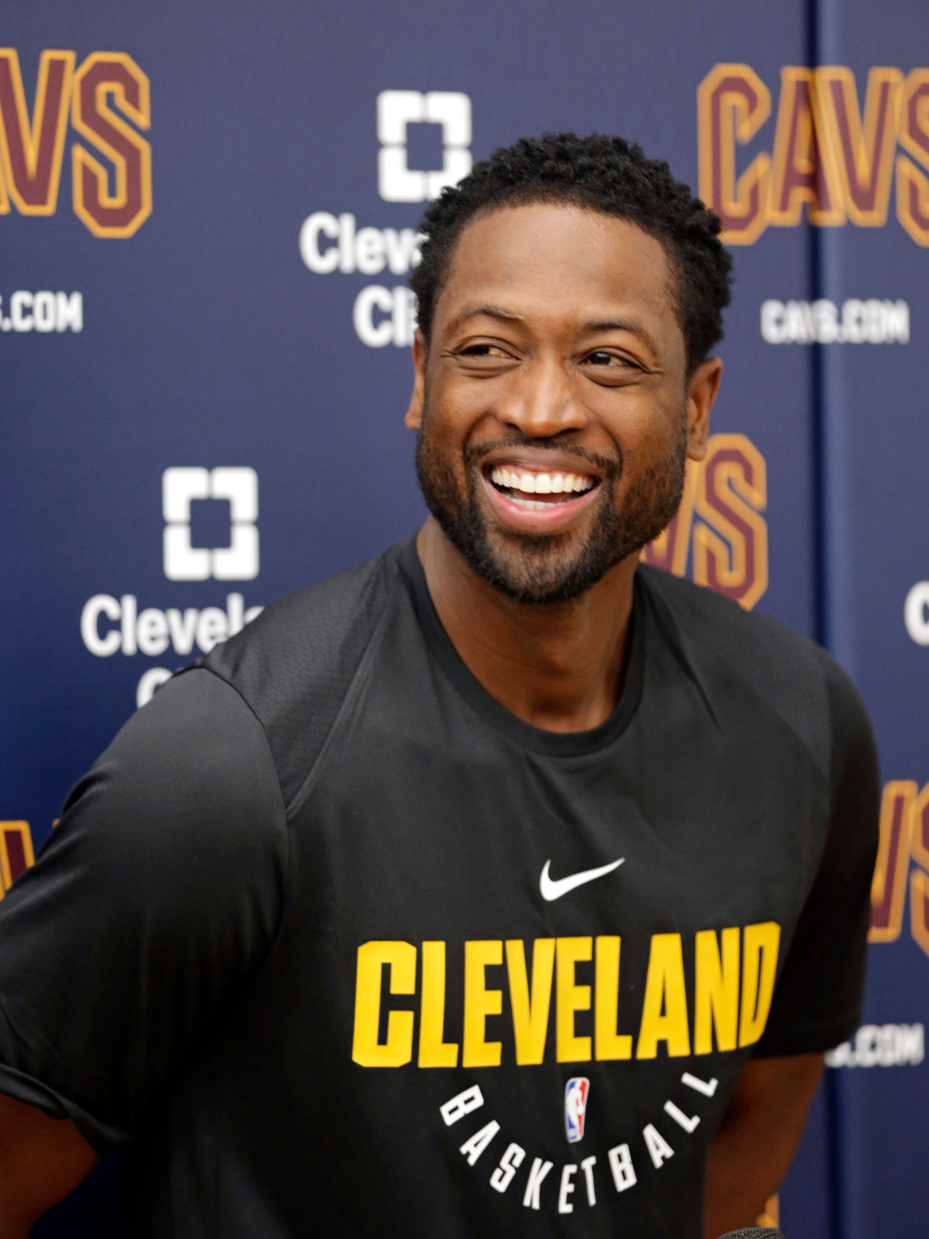 Dwyane wade in outlet cavs jersey