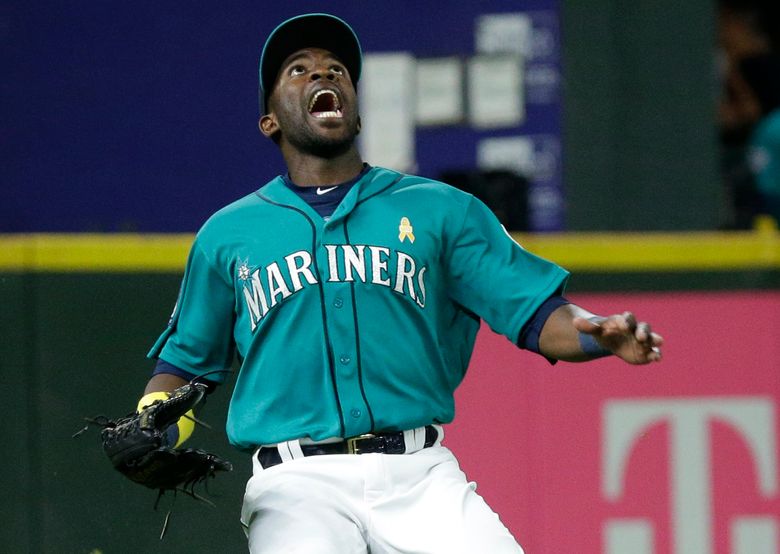 Sore shoulder ends Guillermo Heredia's season for the Mariners