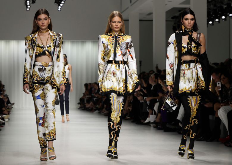 Versace: 20 years after her brother's death, Donatella combines