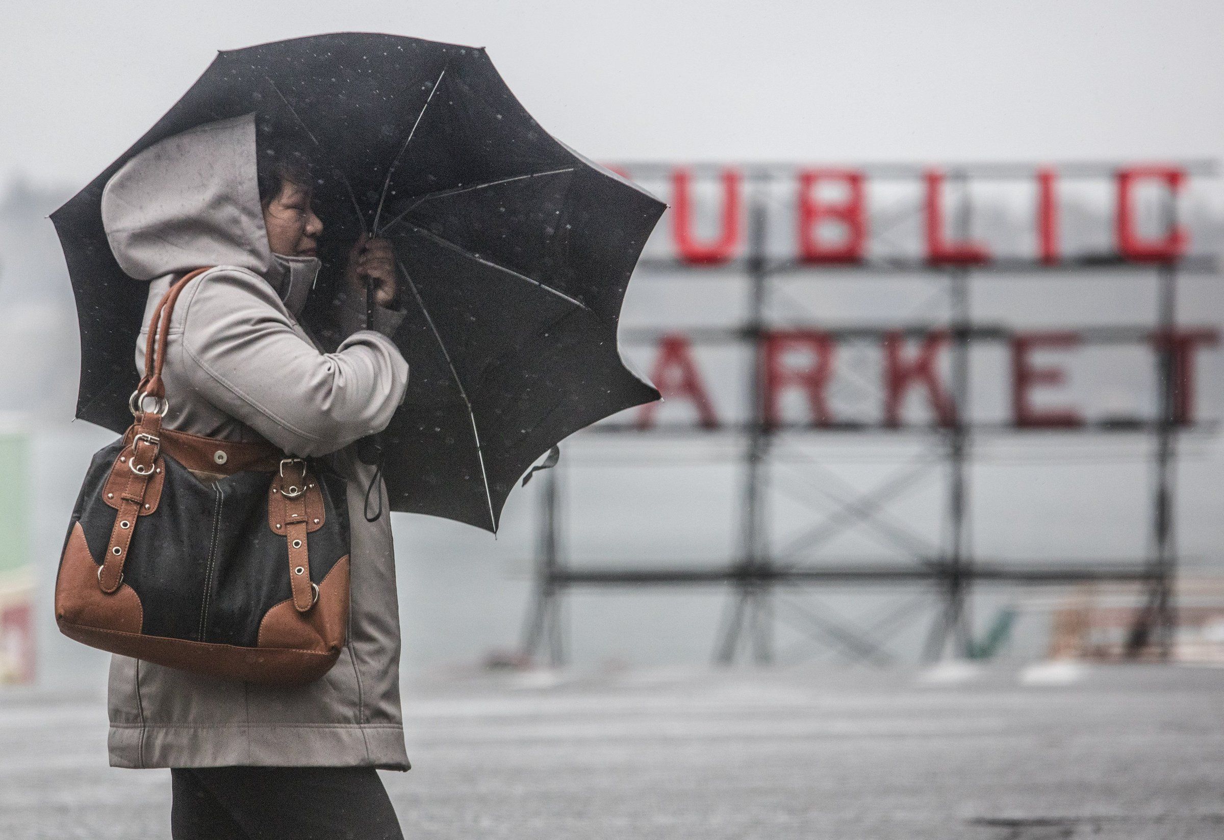 Why Seattleites love to hate the umbrella | The Seattle Times
