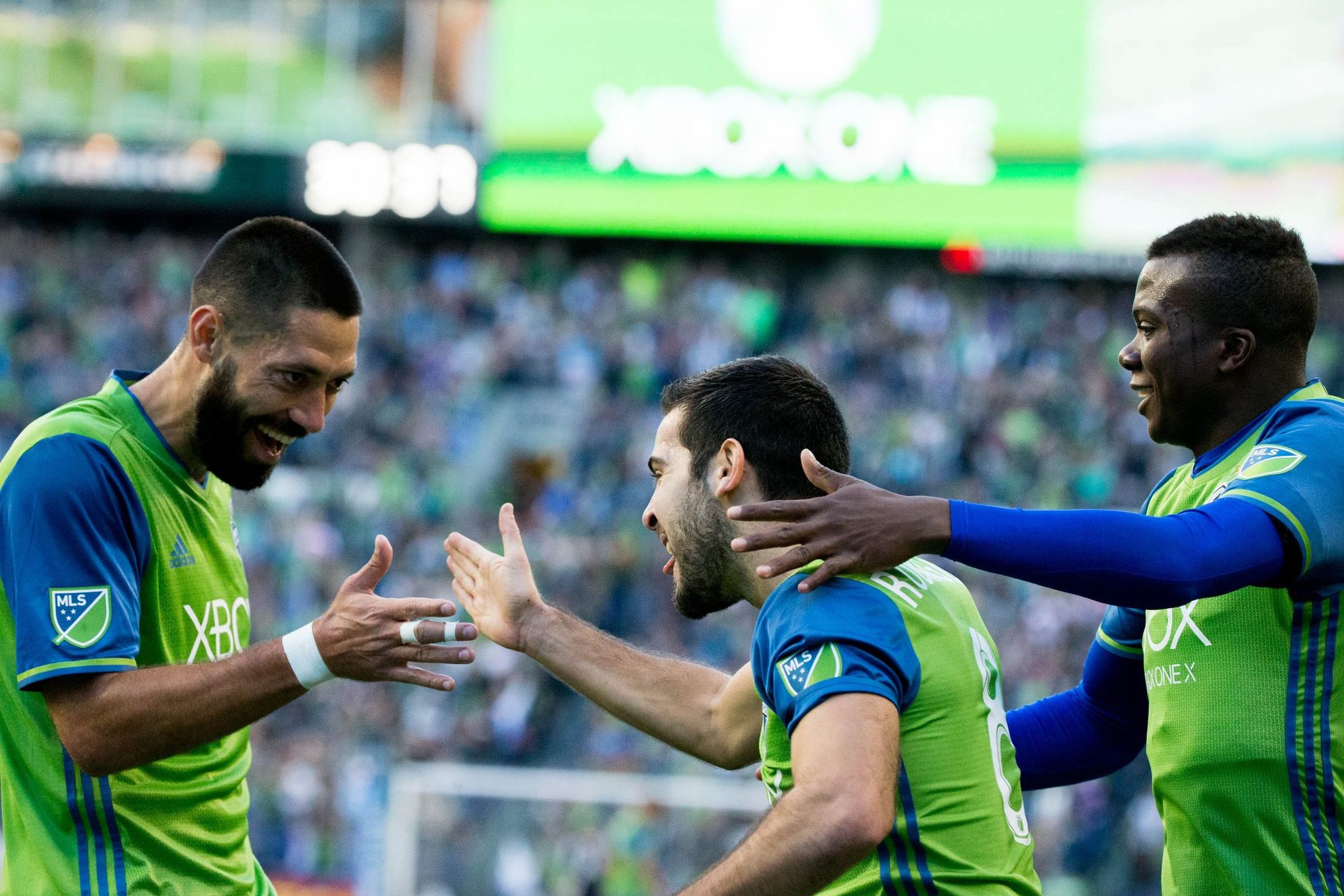 Sounders' Clint Dempsey wins MLS Comeback Player