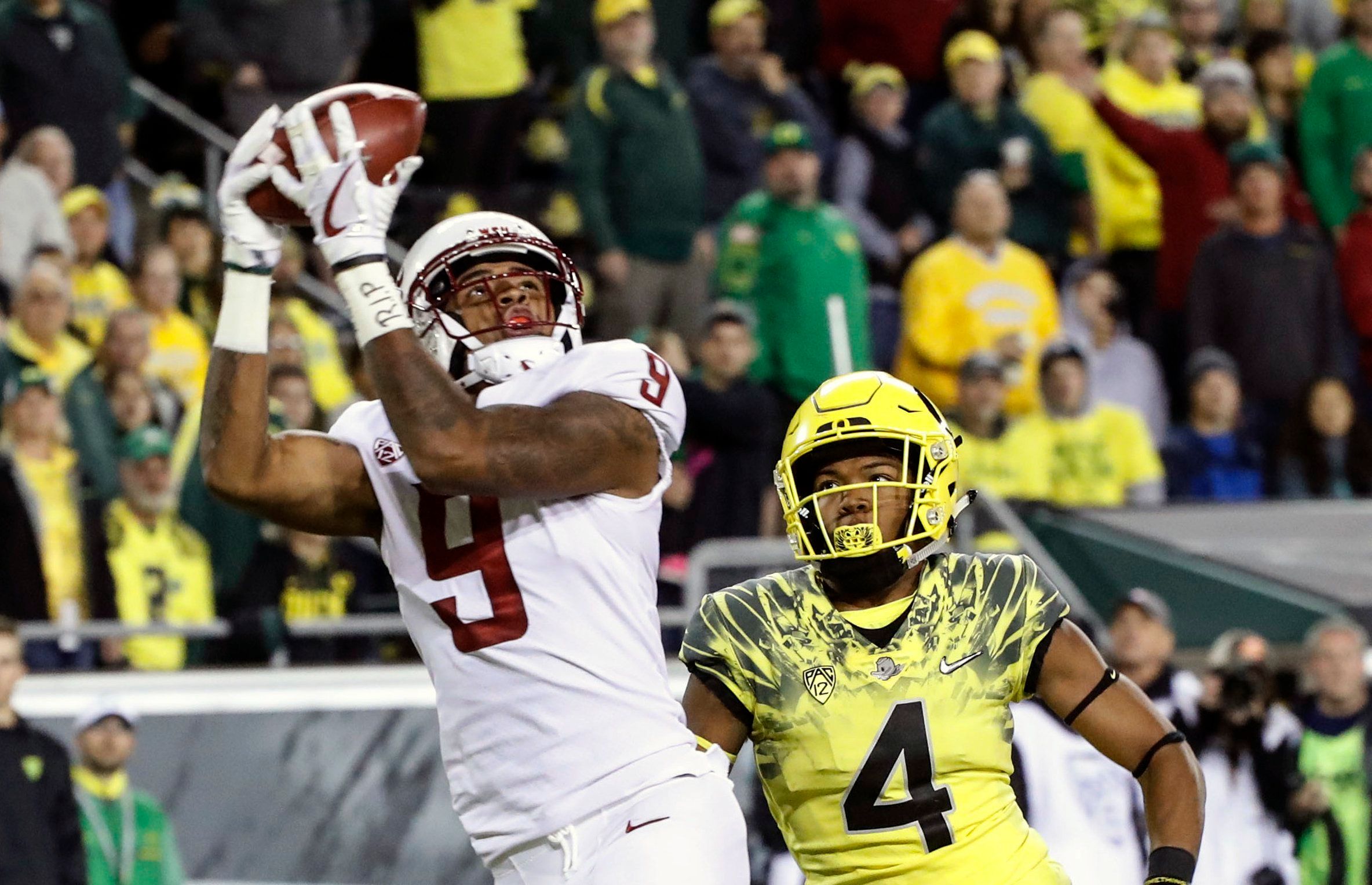 No. 11 WSU Cougars Handle Oregon 33-10 Thanks To Defense And Four Field ...