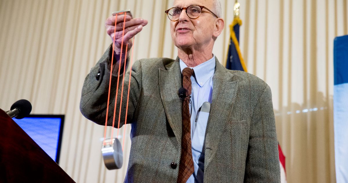 Nobel winner key to world’s first gravitational wave discovery in WA dies - The Seattle Times