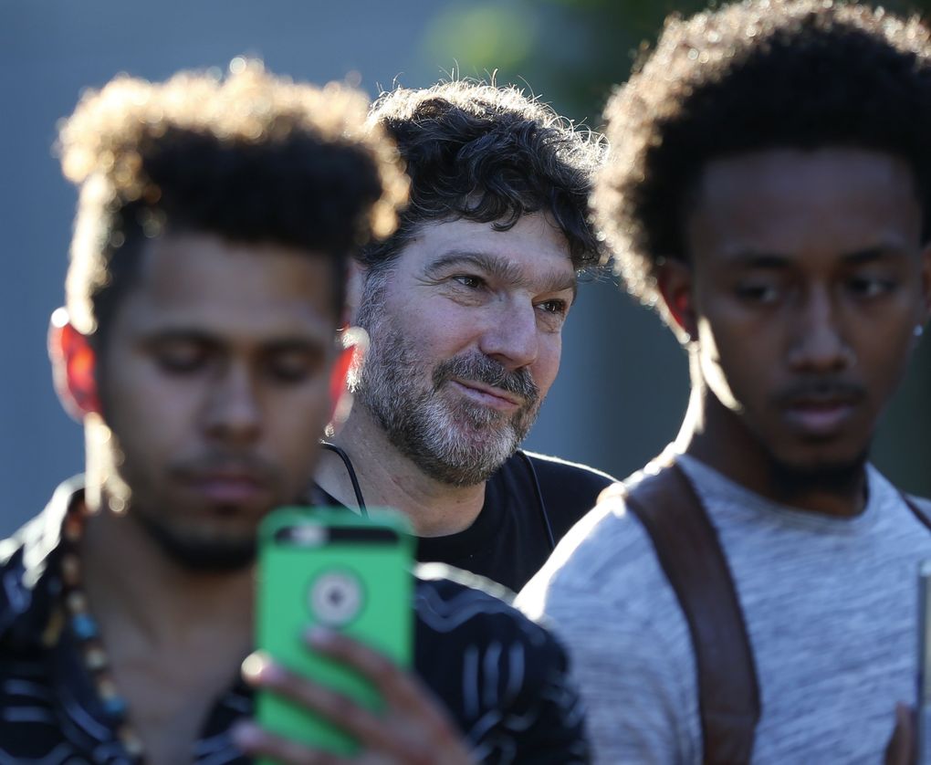 Attending the informal gathering at The Evergreen State College on Sept. 27 was former biology professor Bret Weinstein, center, who was the focus of a student protest last spring. (Ken Lambert/The Seattle Times)