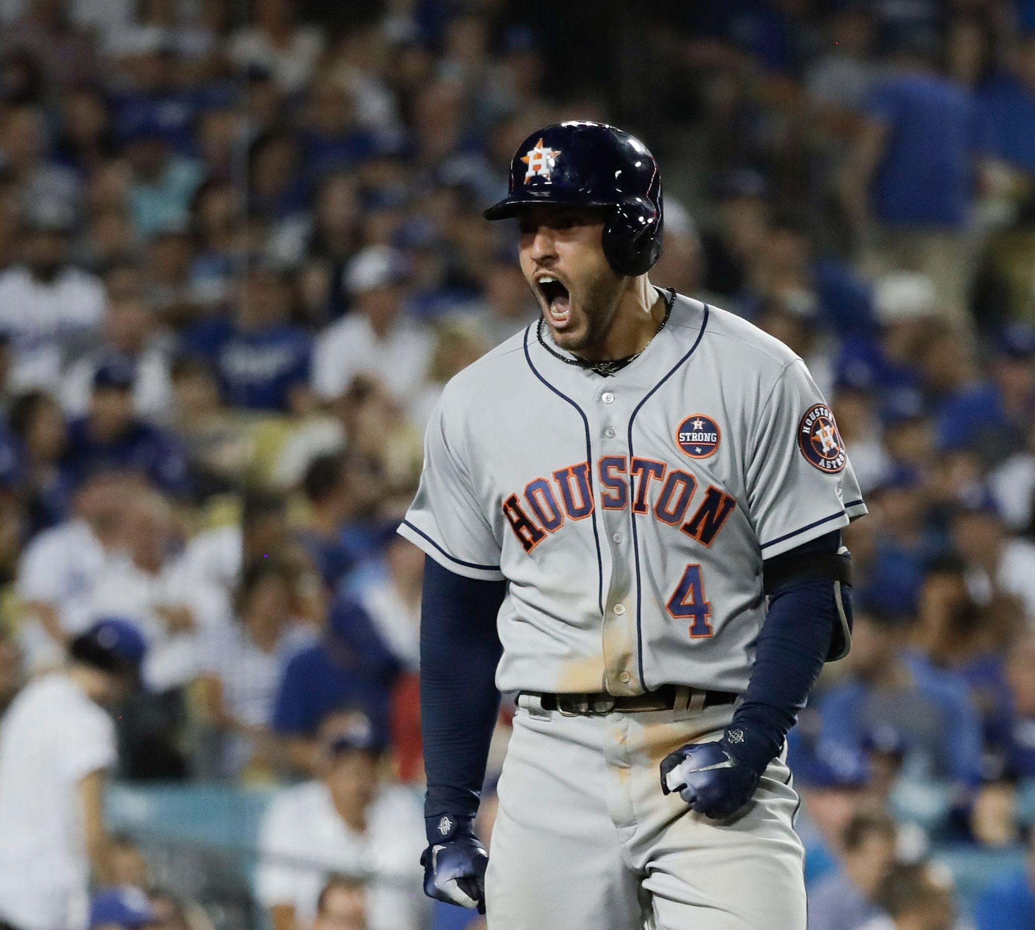 Dodgers tie World Series at 2 with dramatic ninth-inning win over Astros