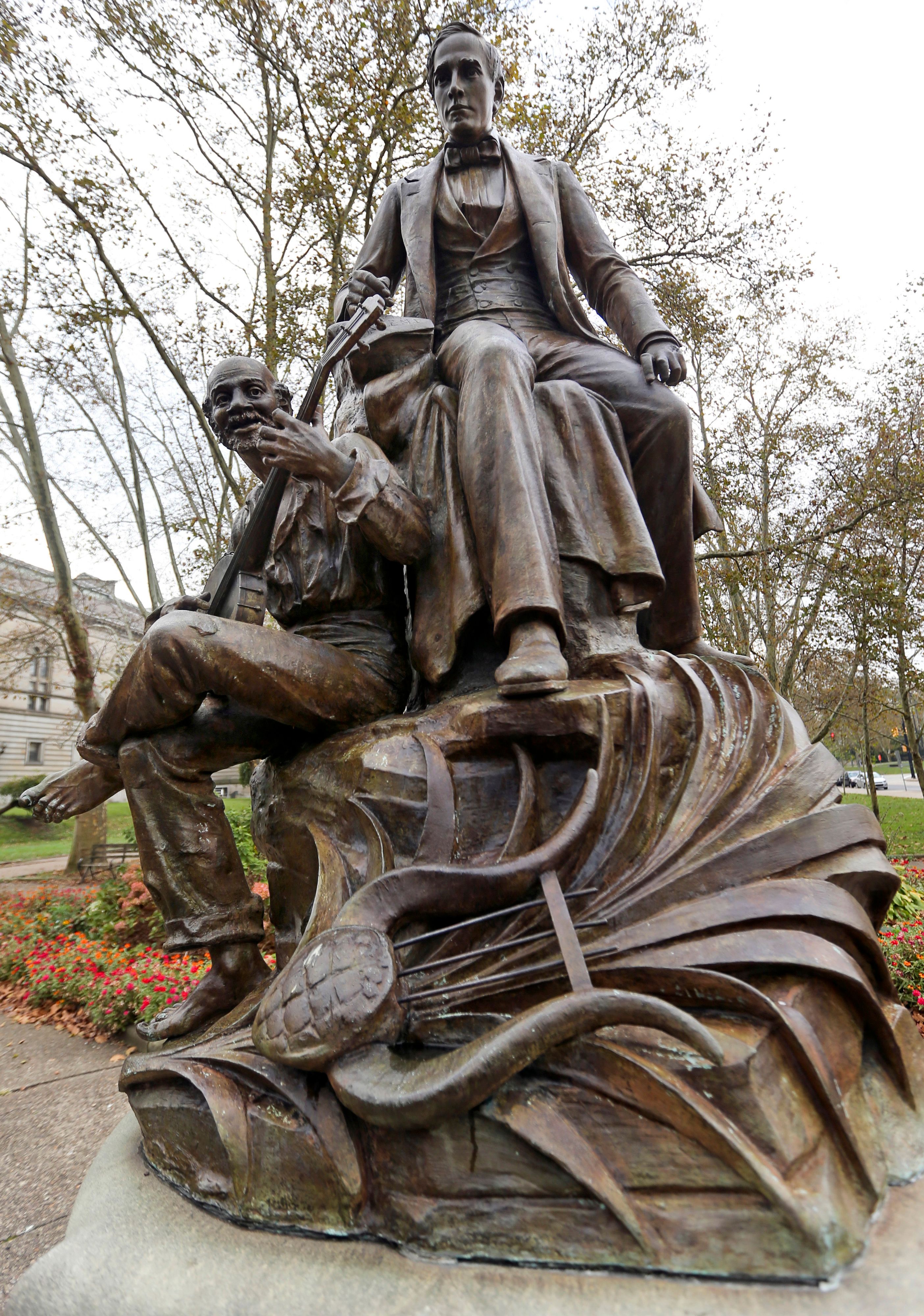 Art commission wants 'Oh! Susanna' songwriter's statue gone | The