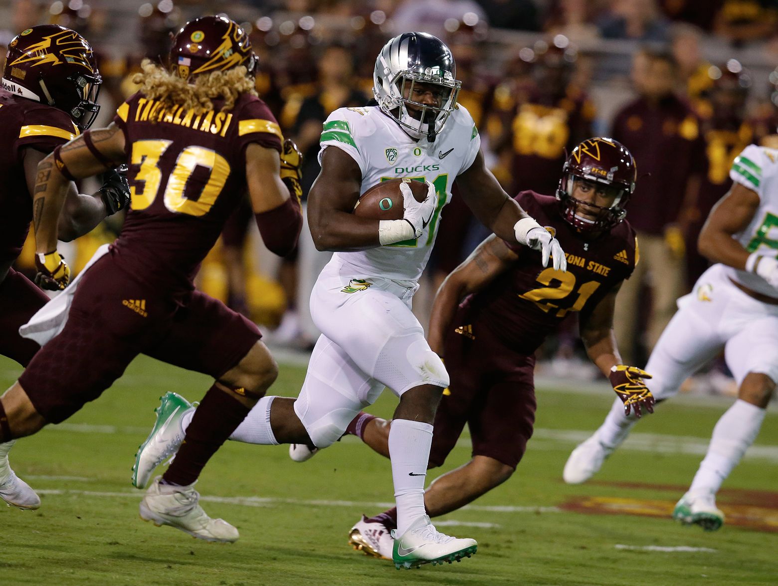 Justin Herbert happy about the Oregon Ducks moving to the Big 10, sad about  the demise of the Pac-12 