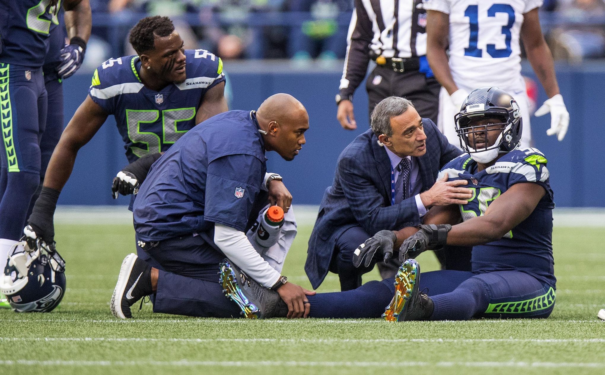 Is There A Secret To Seahawks Defensive End Cliff Avril's Strip Sacks?