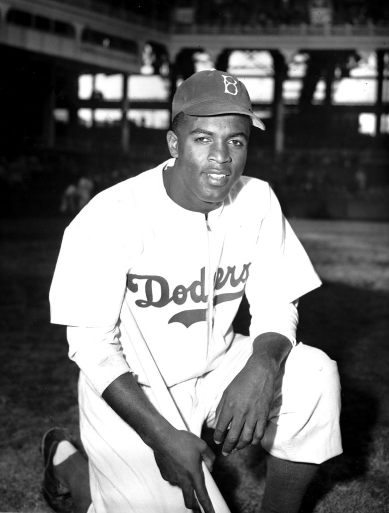 Jackie Robinson Los Angeles Dodgers Reaction Figure