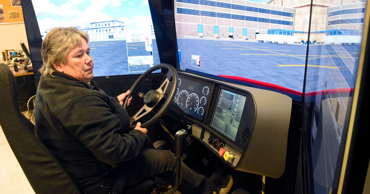 Truck-driving simulator gives real-feel experience