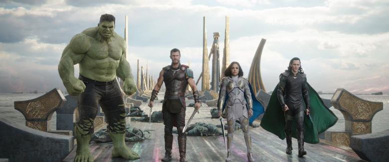 Thor: Ragnarok  Cate Blanchett, Jeff Goldblum, Karl Urban e Tessa