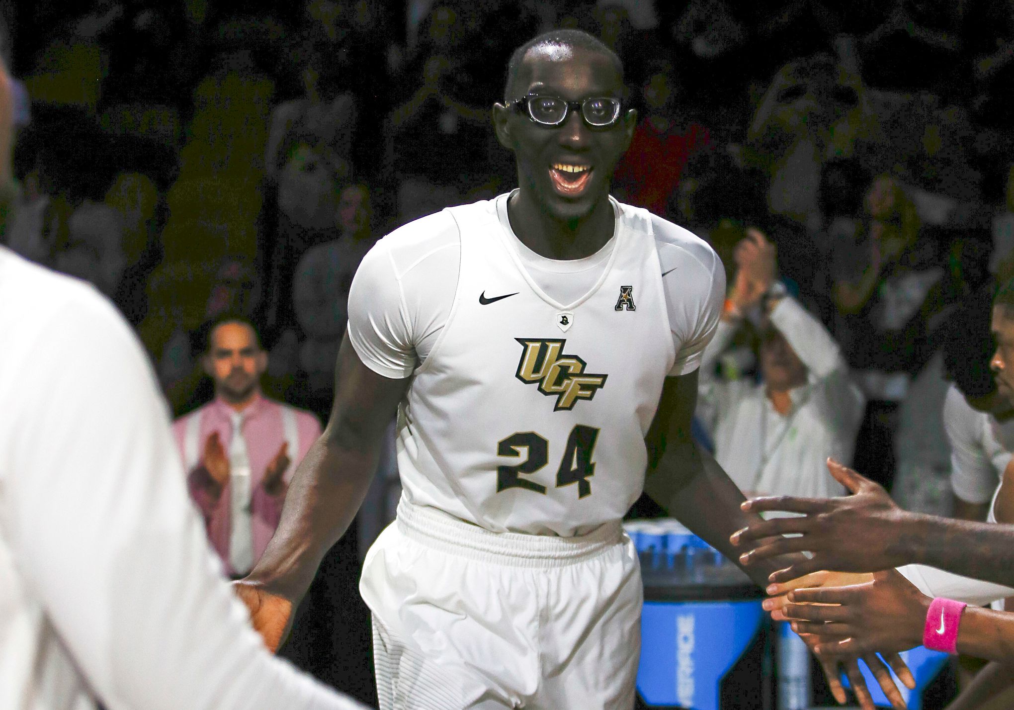 The wonder of 7-6 basketball recruit Tacko Fall ready for next level at  Central Florida